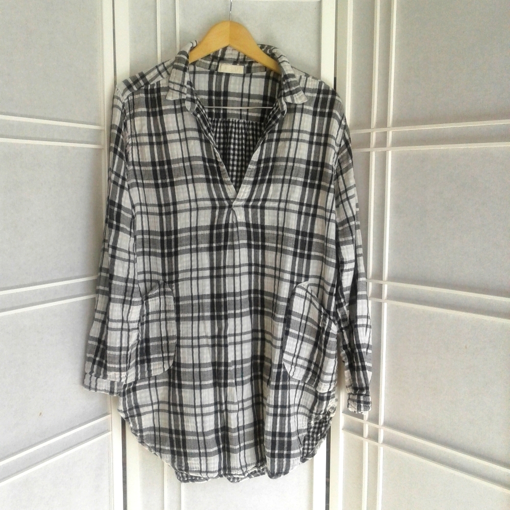 CP Shades black white plaid tunic shirt